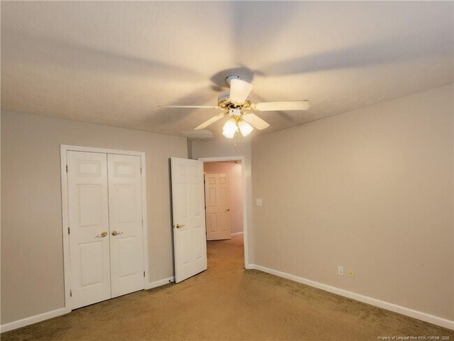 Building Photo - 260 Lick Creek Dr