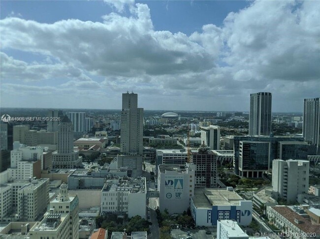 Building Photo - 133 NE 2nd Ave