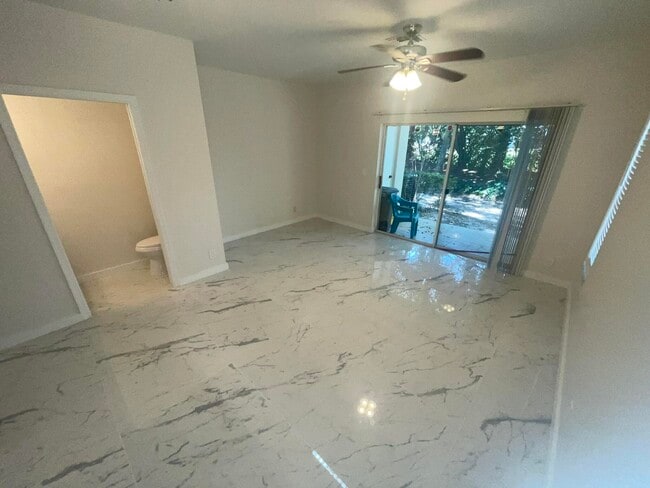 Building Photo - 5129 Palmbrooke Cir