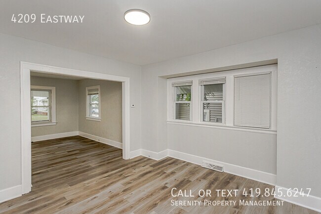 Building Photo - 4209 Eastway-