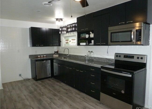 Building Photo - 1815 Naselle Ln