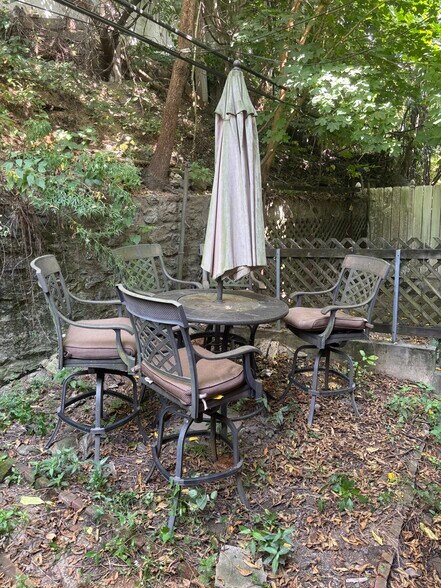 Backyard - 4013 Dexter St