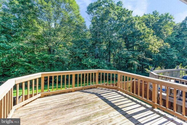 Building Photo - 3944 Pepperidge Ct