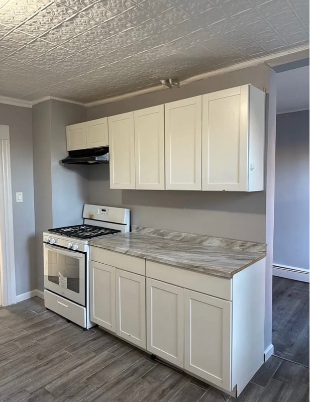 Building Photo - 38 Lincoln Pl