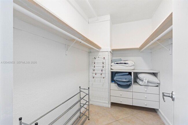 Building Photo - 10185 Collins Ave