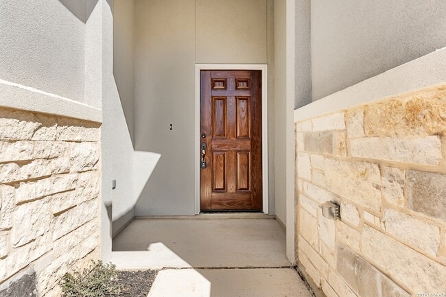 Building Photo - 514 Park Cir