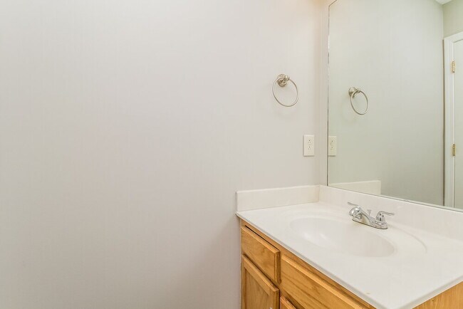 Building Photo - 3432 Cainbrook Crossing
