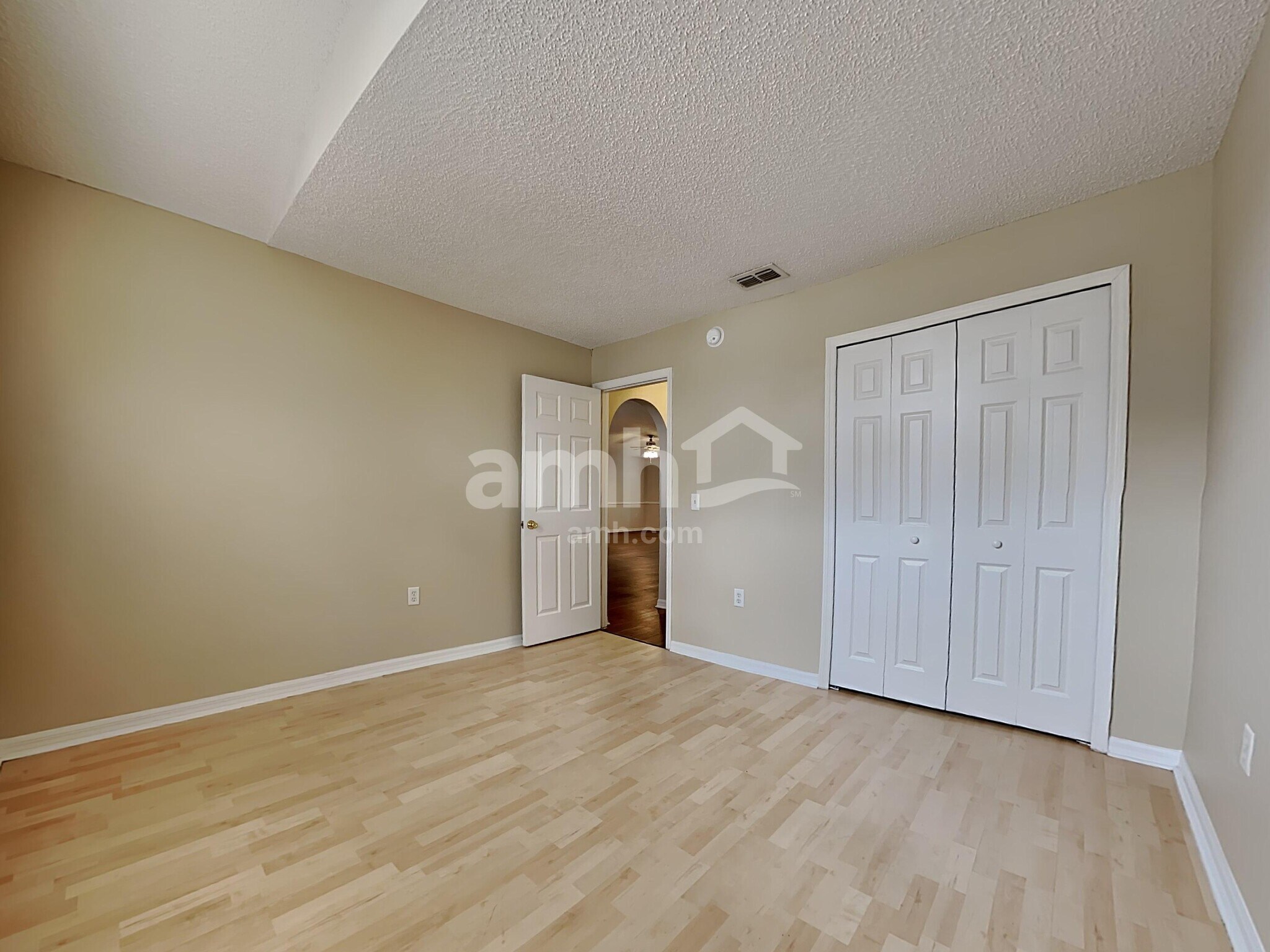 Building Photo - 3293 Carlotta Rd