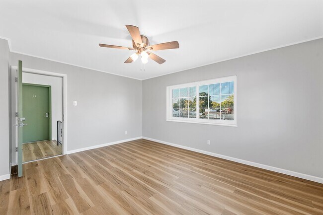 Building Photo - Gravois Hills Apartments
