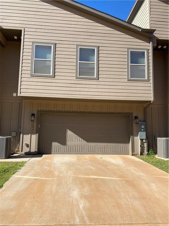 Building Photo - 2618 N Ward Dr