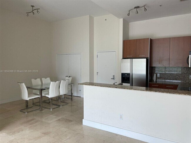 Building Photo - 9055 SW 73rd Ct