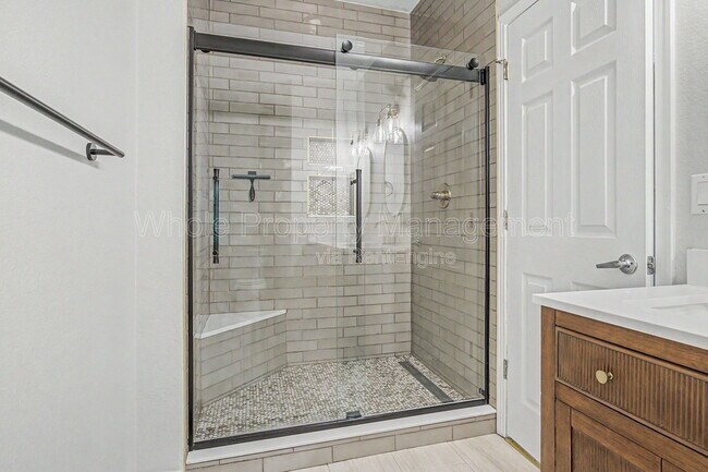 Building Photo - 9558 Pearl Cir