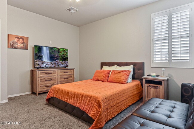 Building Photo - 3945 Desert Dunes Dr