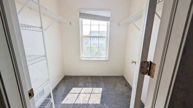 Building Photo - 2486 Georgetown Cir