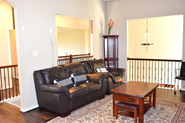 Building Photo - 5106 Autumn Rose Ln
