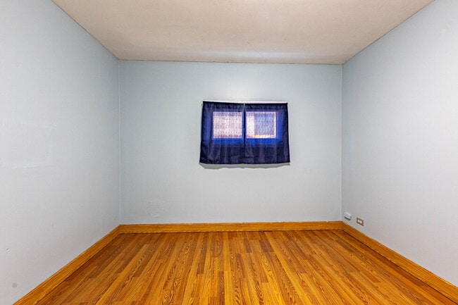 Building Photo - 7740 S Laramie Ave