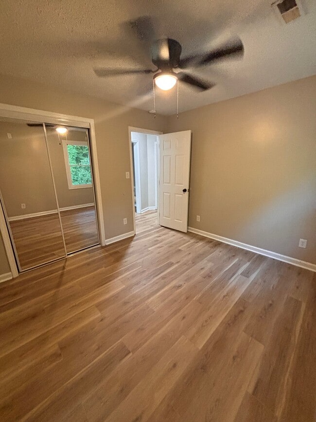 Building Photo - 5558 Quietwood Pl