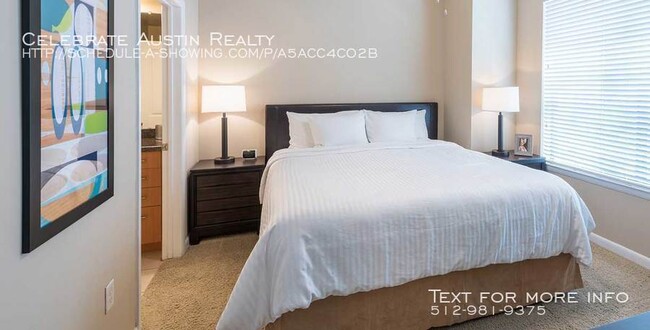 Building Photo - Oakwood Dallas Uptown