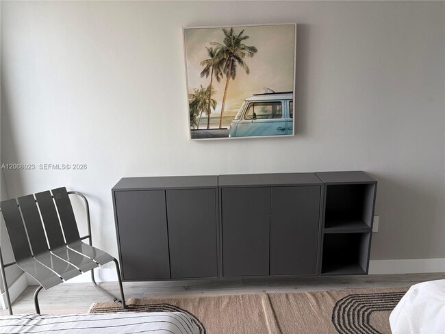 Building Photo - 5900 Collins Ave