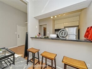 Building Photo - 4314 Gillis St