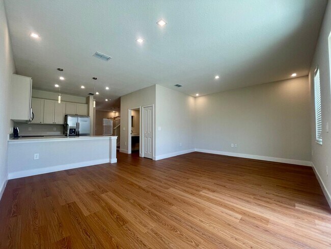 Building Photo - 6159 Park Promenade Way