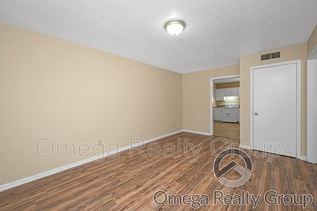 Building Photo - 3600 24th St