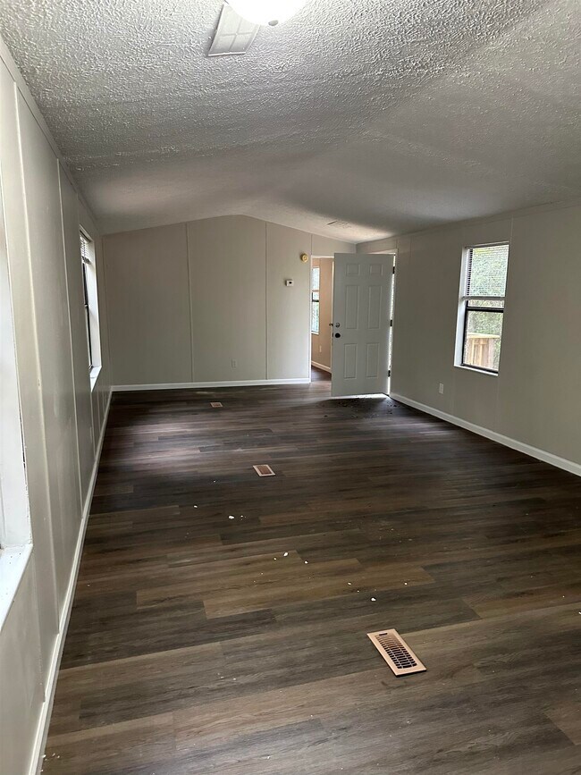 Building Photo - 1658 Rankin Ave