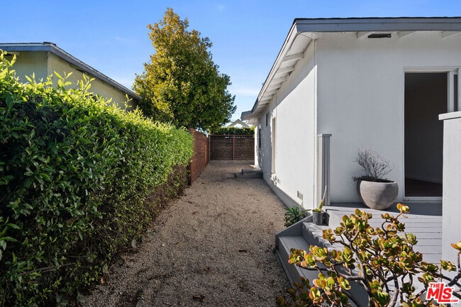 Building Photo - 1408 17th St