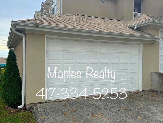Building Photo - Two bed / Two bath condo in WOODLAND ESTAT...