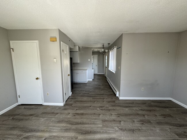 Building Photo - 60 Plainfield Ave