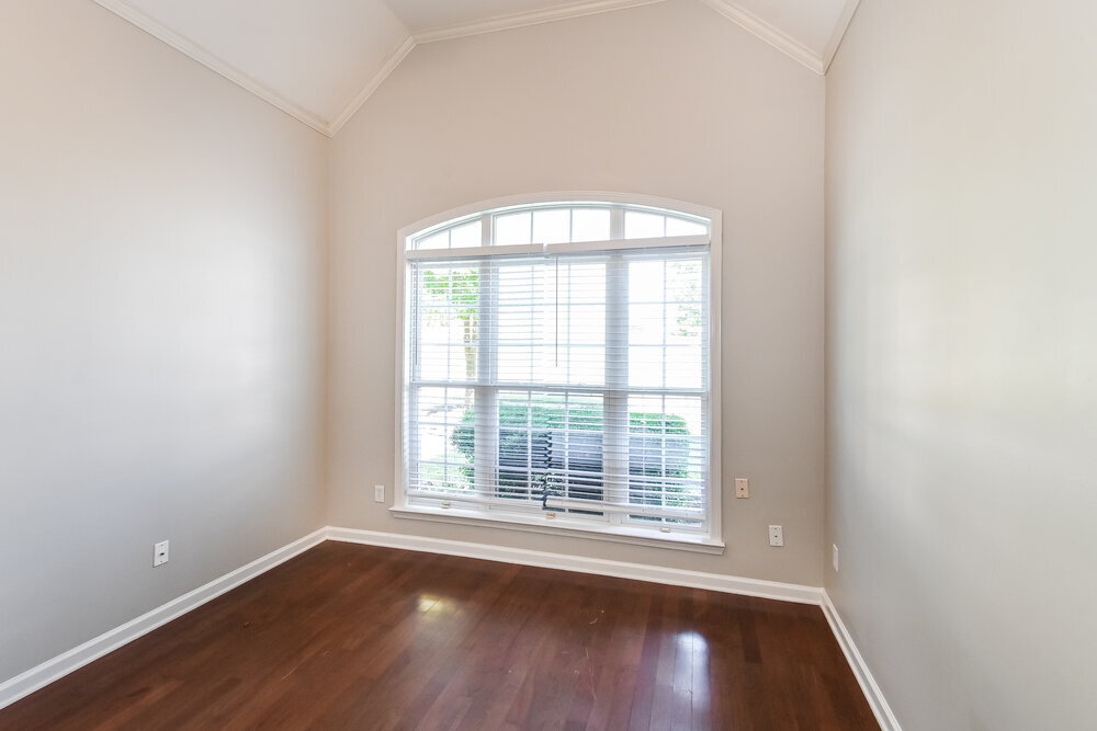 Building Photo - 374 Steadman Ln