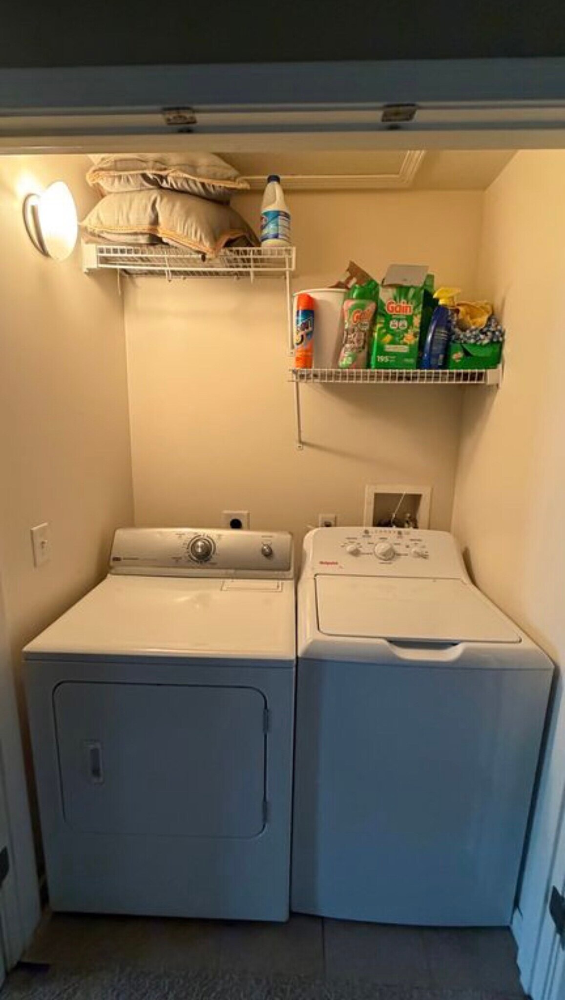 Building Photo - 1110 Ekstam Dr