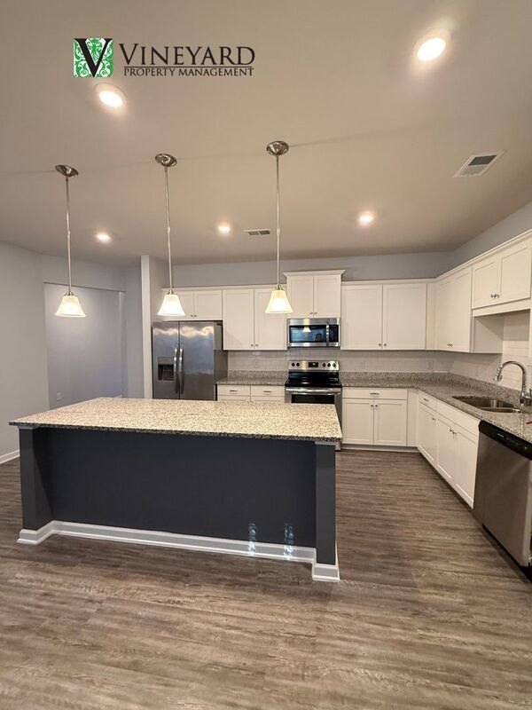 Building Photo - 247 Centennial Cir