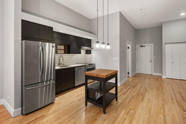 Building Photo - 75 South Main St