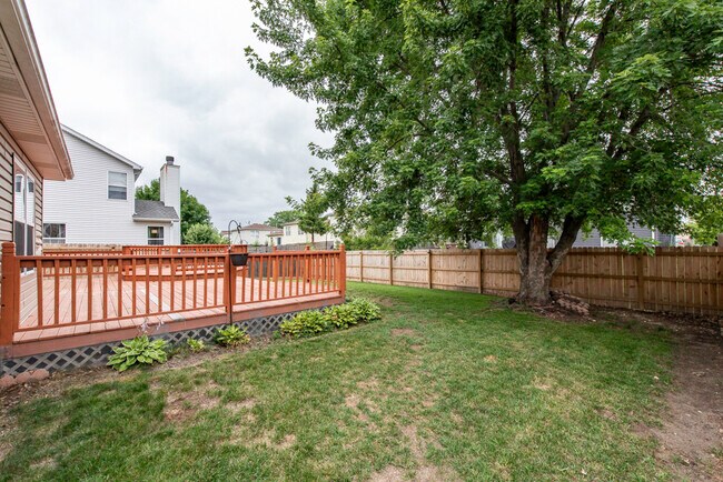 Building Photo - 686 Chippewa Cir