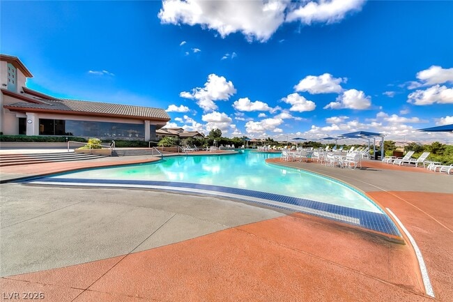 Building Photo - 2343 Schaeffer Hills Dr