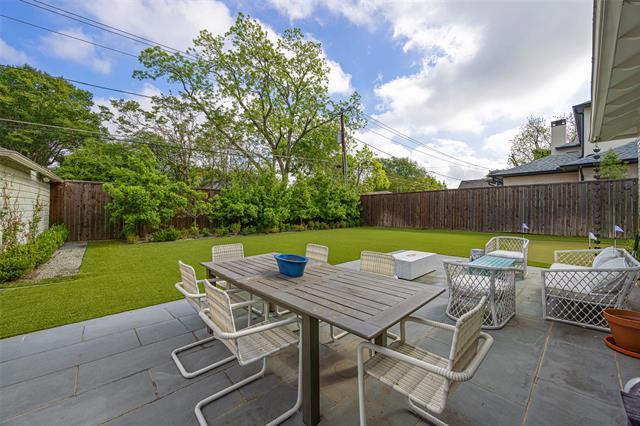 Building Photo - 6243 Del Norte Ln