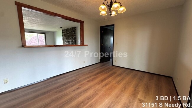 Building Photo - Country Living in Canby - 3 BD | 2 BA Home