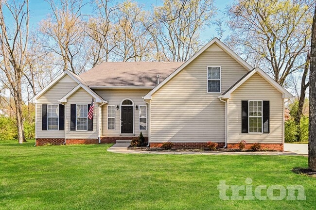 Building Photo - 2210 Burr Ct