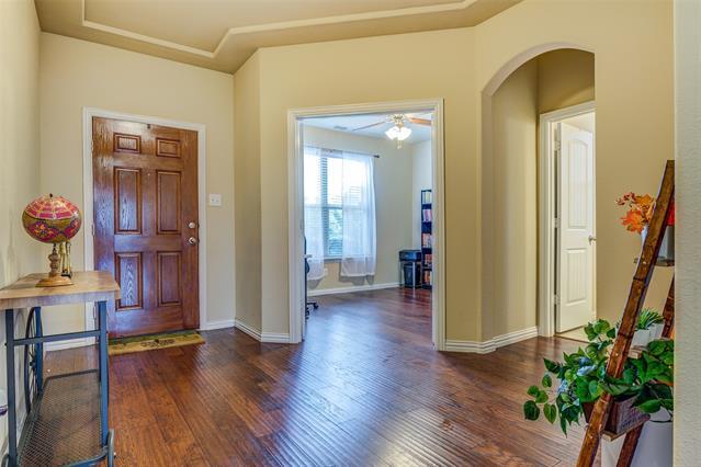 Building Photo - 2713 Costa Mesa Dr
