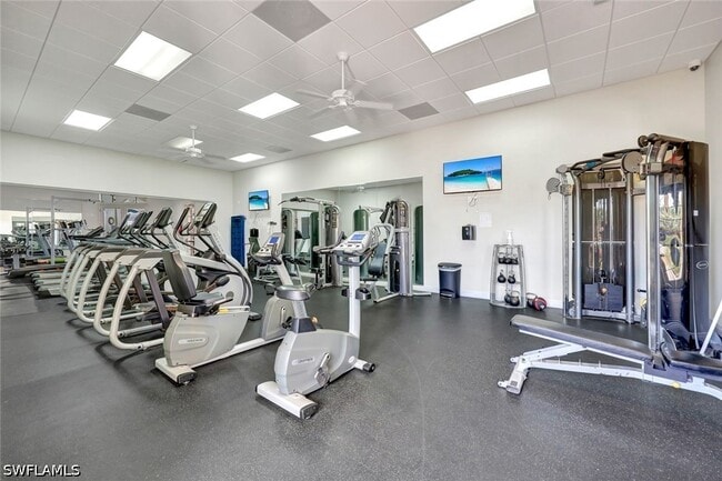 Building Photo - 8910 Paseo De Valencia St