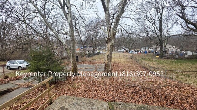 Building Photo - 5614 Indiana Ave