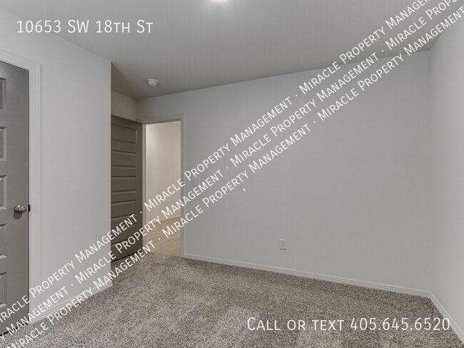 Building Photo - 10653 SW 18th St