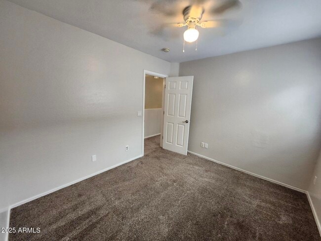 Building Photo - 851 S Cerise
