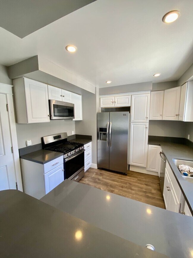 Building Photo - 524avef