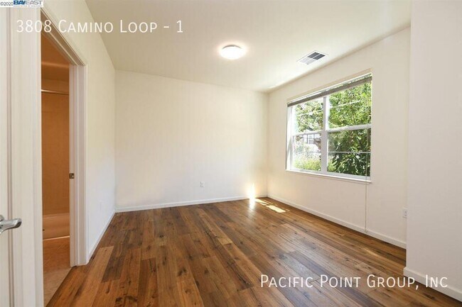 Building Photo - 3808 Camino Lp