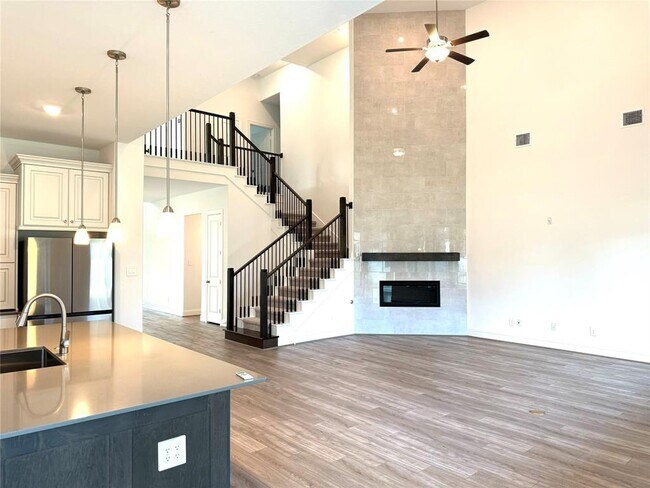 Building Photo - 1215 Tallow Park Ln