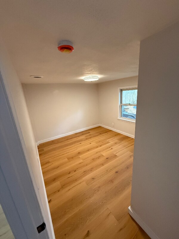 Building Photo - 2139 W Walnut St