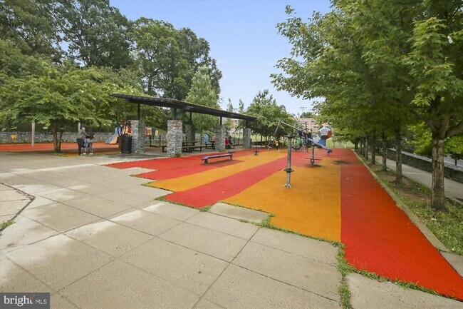 Building Photo - 4416 15th St NW
