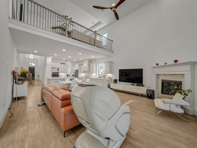 Building Photo - 741 Carlisle Dr